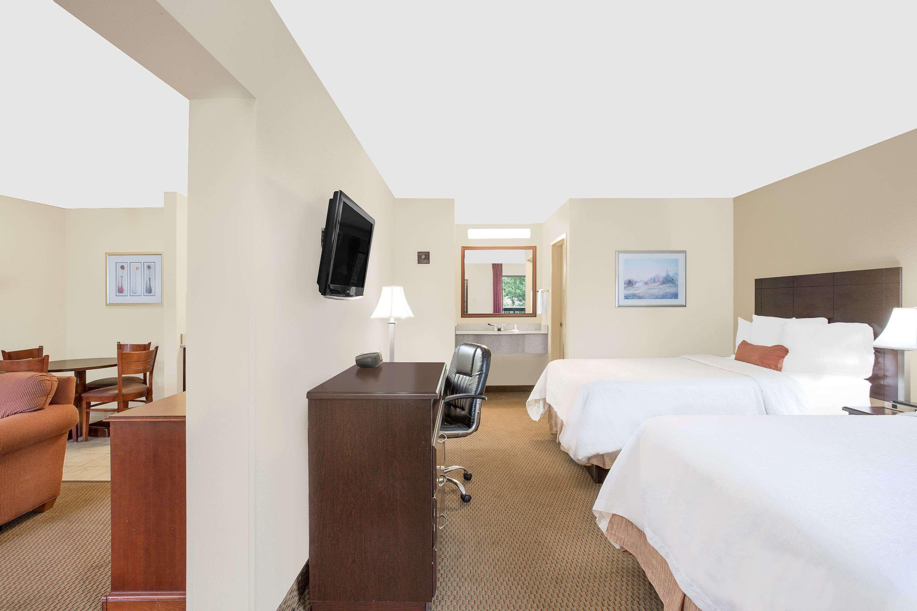 เบย์มอนต์ บาย วินด์แฮม กรีนวิลล์ Hotel ภายนอก รูปภาพ