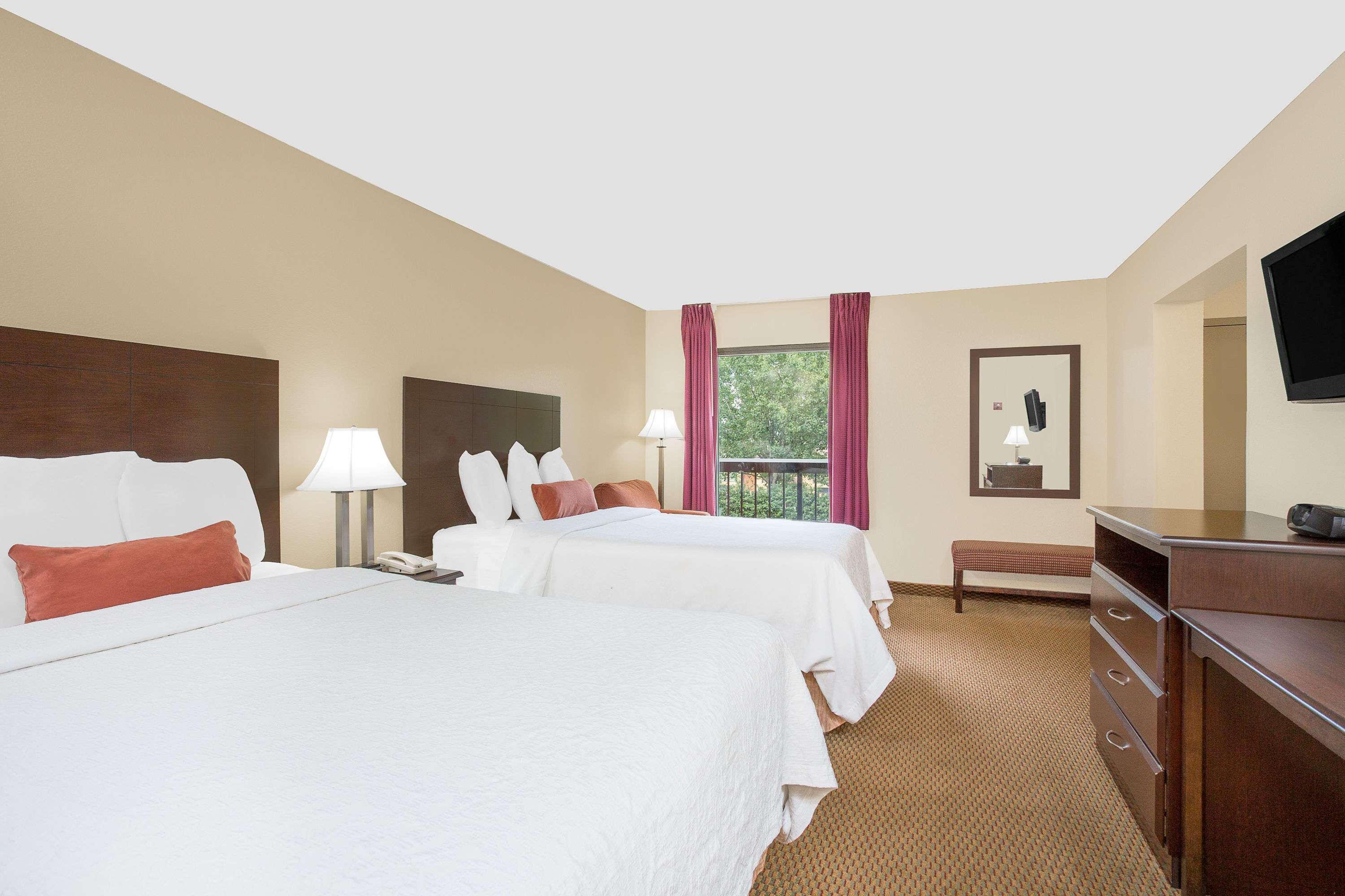 เบย์มอนต์ บาย วินด์แฮม กรีนวิลล์ Hotel ภายนอก รูปภาพ